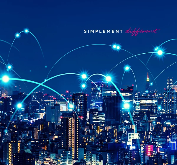 VOIP Nous observons sur cette image, un panorama d'une ville sur laquelle nous voyons des réseaux téléphoniques circuler. Cette image représente la VOIP et la téléphonie par internet. La collaborativité et la gestion des communication sont facilitées.