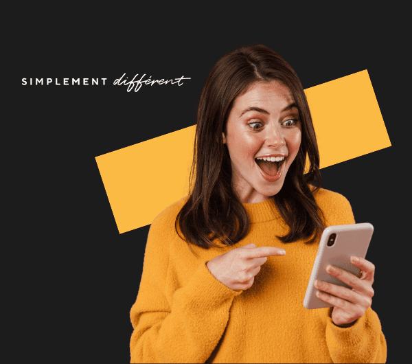 Nos accompagnements en téléphonie sont simplement différent et c'est ce que met en avant cette image. Cette personne est heureuse et surprise d'utiliser et de découvrir les fonctionnalités de nos accompagnements relatifs à la téléphonie mobile.